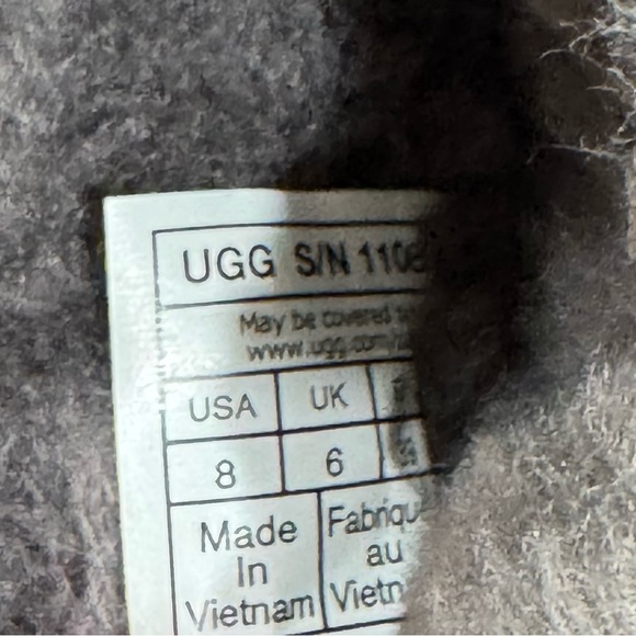 UGG Classic Slipper - Grey - Size - 8.US Women’s - Picture 8 of 8